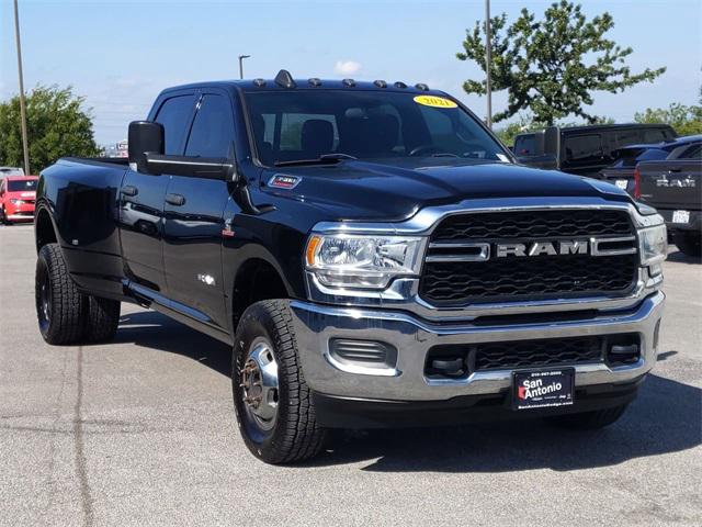 2021 RAM 3500 Tradesman Crew Cab 4x4 8 Box