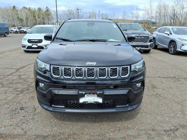 2024 Jeep Compass Latitude Lux FWD