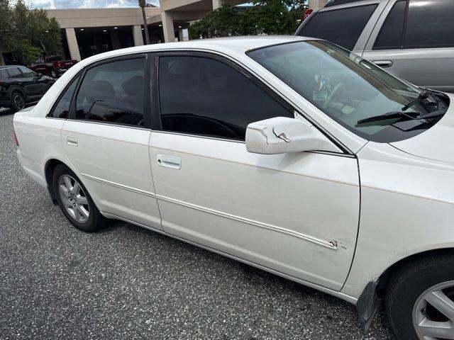 2001 Toyota Avalon 