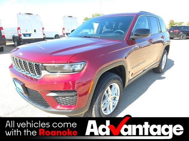 2025 Jeep Grand Cherokee GRAND CHEROKEE LAREDO X 4X4