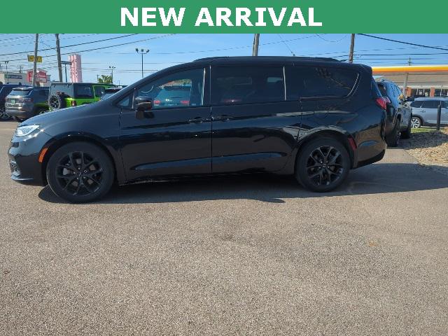 2021 Chrysler Pacifica Limited AWD