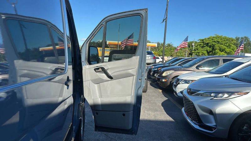 2018 Mercedes-Benz Sprinter 2500 Standard Roof V6