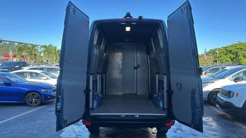 2018 Mercedes-Benz Sprinter 2500 Standard Roof V6