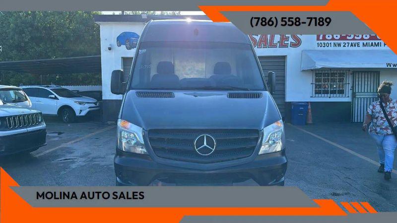2018 Mercedes-Benz Sprinter 2500 Standard Roof V6 for sale in Hialeah, FL