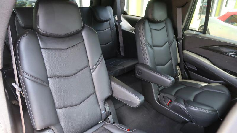 2020 Cadillac Escalade 4WD Platinum