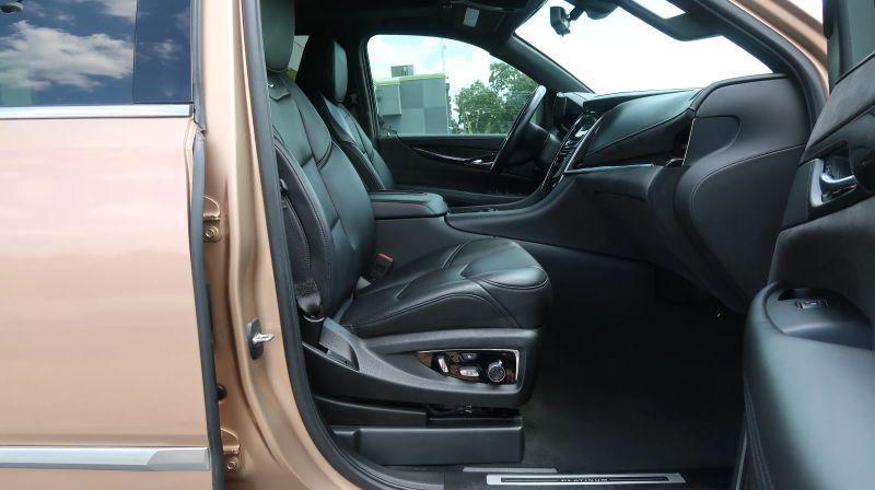 2020 Cadillac Escalade 4WD Platinum