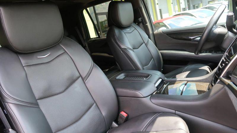2020 Cadillac Escalade 4WD Platinum