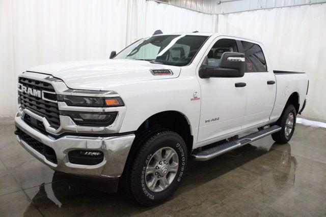 2025 RAM 2500 Big Horn Crew Cab 4x4 64 Box