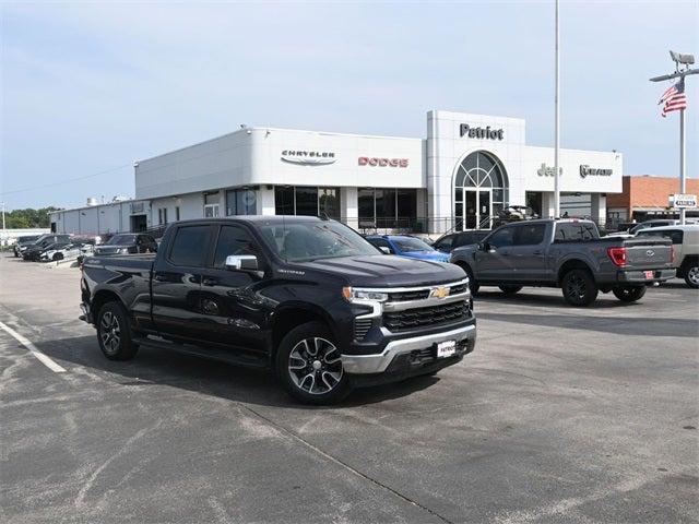 2022 Chevrolet Silverado 1500 4WD Crew Cab Standard Bed LT