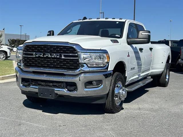 2024 RAM 3500 Big Horn Crew Cab 4x4 8 Box 2024 RAM 3500 Big Horn Crew Cab 4x4 8 Box