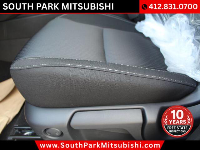 2025 Mitsubishi Outlander ES 2.5 S-AWC