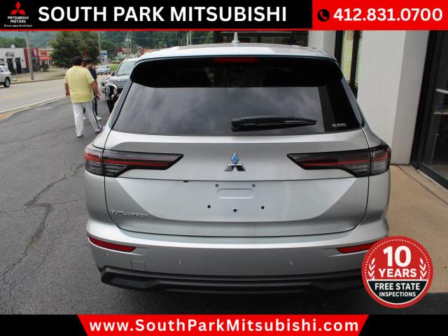 2025 Mitsubishi Outlander ES 2.5 S-AWC