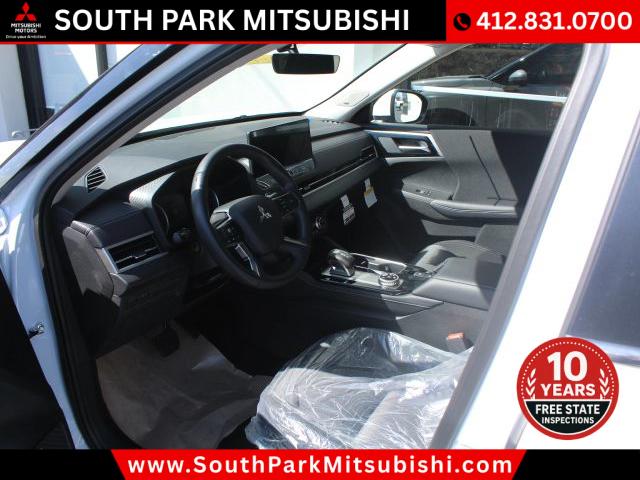 2025 Mitsubishi Outlander ES 2.5 S-AWC