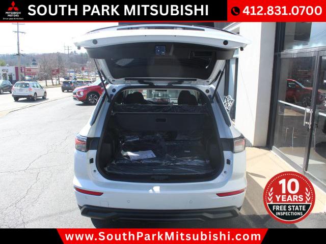 2025 Mitsubishi Outlander ES 2.5 S-AWC