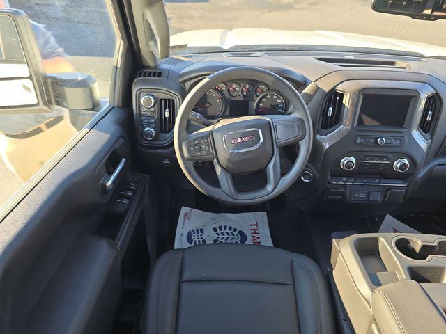 2026 GMC Sierra 3500HD CC Pro