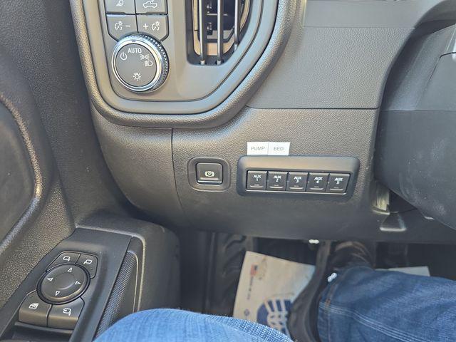 2026 GMC Sierra 3500HD CC Pro
