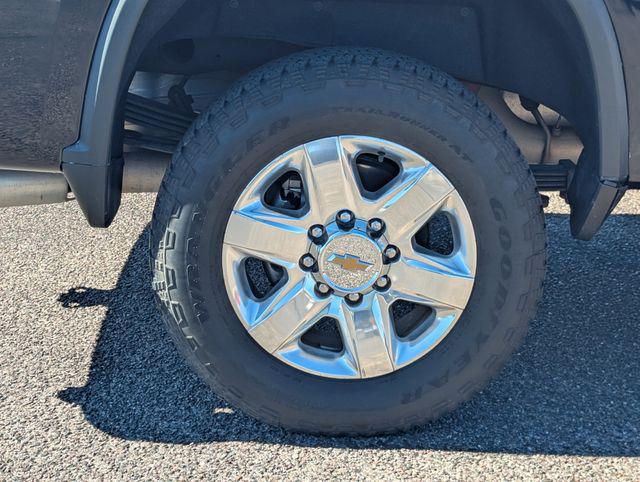 2022 Chevrolet Silverado 2500HD 4WD Crew Cab Standard Bed LTZ
