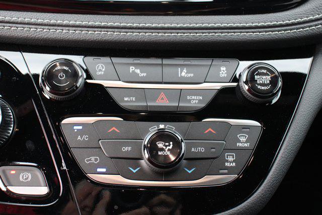 2026 Chrysler Pacifica Select AWD