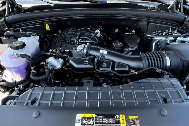2025 Jeep Grand Cherokee Altitude 4x2