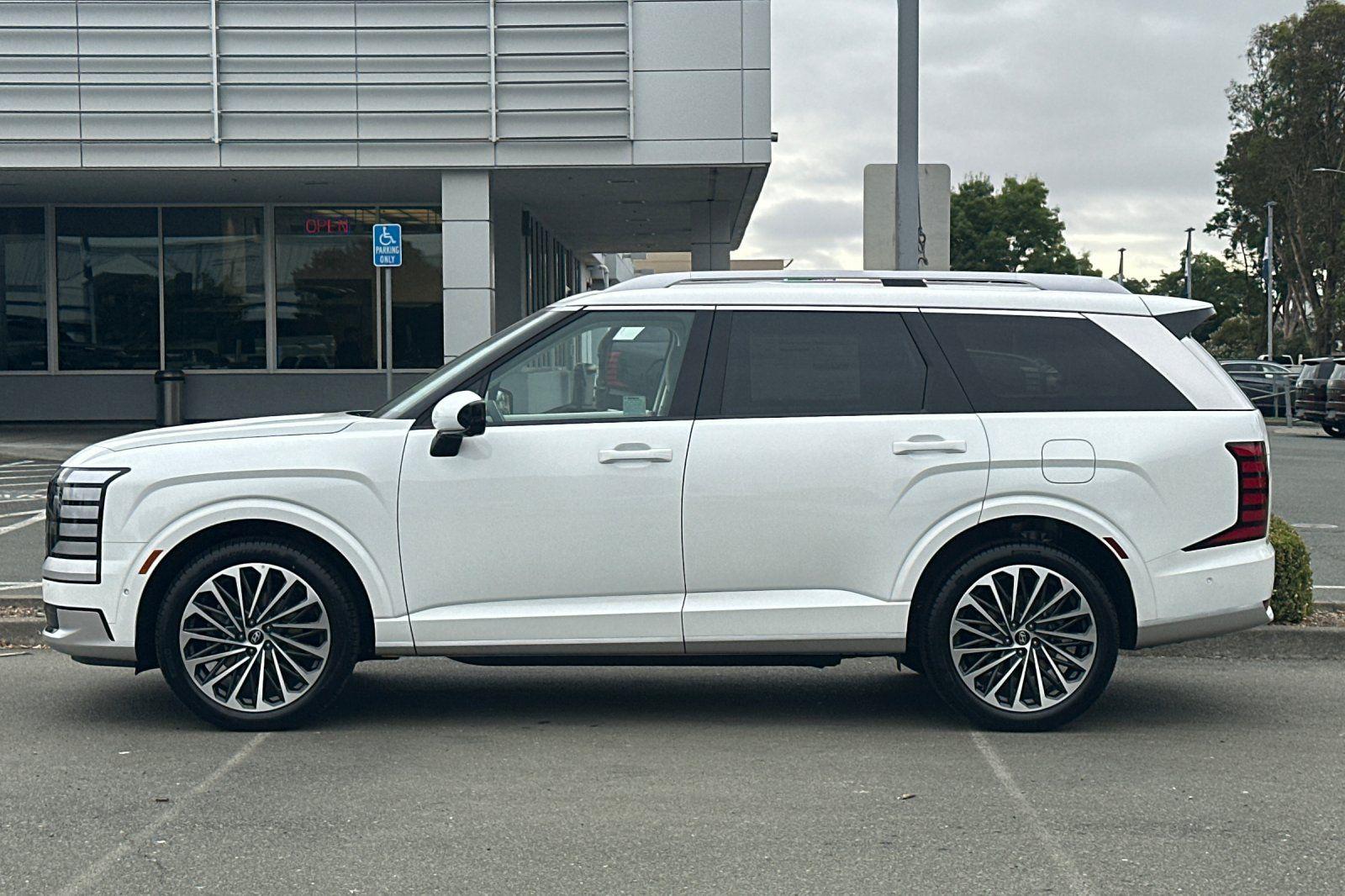 2026 Hyundai Palisade Calligraphy - Photo 7