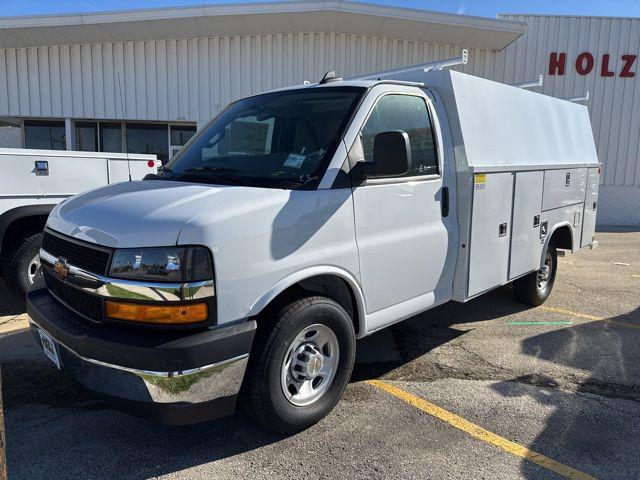 2025 Chevrolet Express Cutaway Work Van for sale in Hales Corners, WI