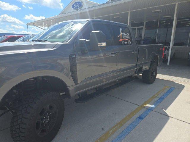 2023 Ford F-350 XLT