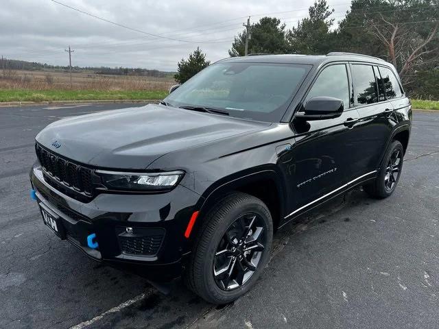 2024 Jeep Grand Cherokee Anniversary Edition