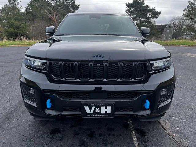 2024 Jeep Grand Cherokee Anniversary Edition