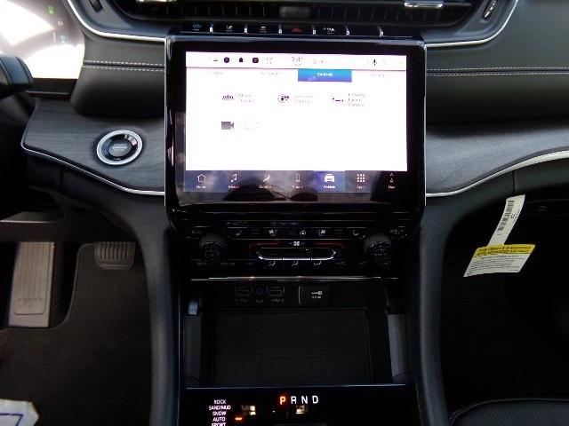 2024 Jeep Grand Cherokee Anniversary Edition