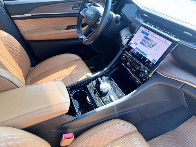 2023 Jeep Grand Cherokee Summit 4x4