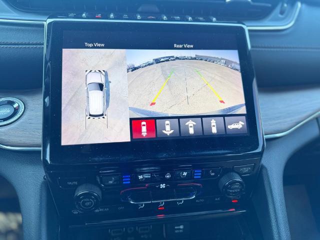 2023 Jeep Grand Cherokee Summit 4x4
