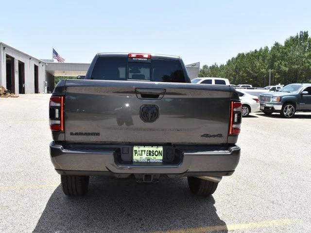 2022 RAM 2500 Laramie Crew Cab 4x4 64 Box