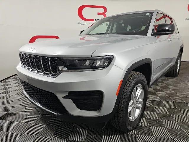2023 Jeep Grand Cherokee Laredo 4x4 2023 Jeep Grand Cherokee Laredo 4x4