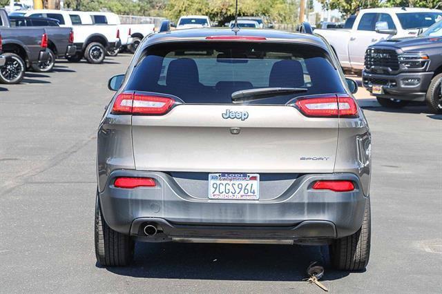 2016 Jeep Cherokee Sport 2016 Jeep Cherokee Sport