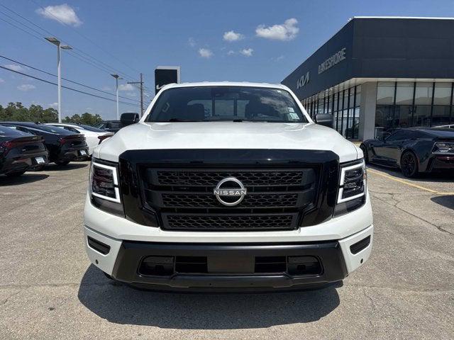 2024 Nissan TITAN Crew Cab SV 4x2