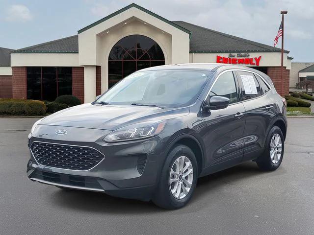 2020 Ford Escape SE