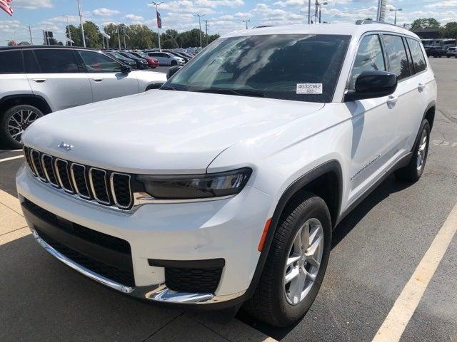 2023 Jeep Grand Cherokee L Laredo 4x4