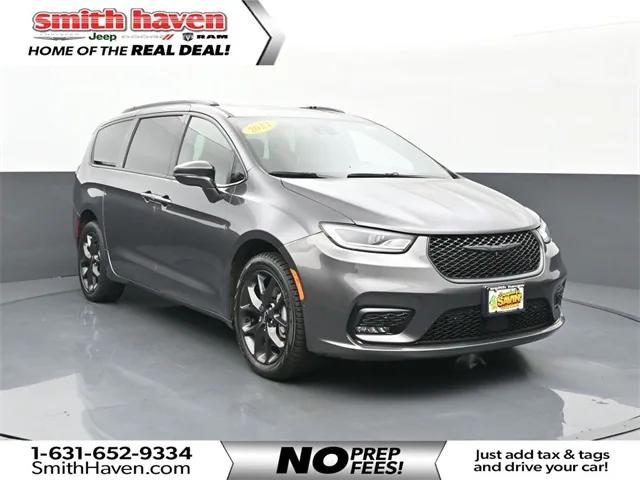 2022 Chrysler Pacifica Limited AWD