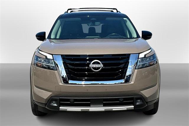 2023 Nissan Pathfinder Platinum 4WD