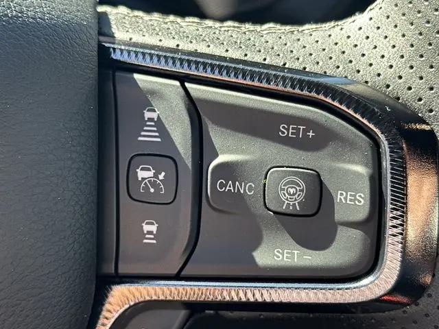 2026 Ram 1500 Rebel Crew Cab 4x4 57 Box