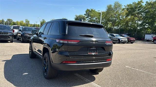 2025 Jeep Grand Cherokee GRAND CHEROKEE LIMITED 4X4 2025 Jeep Grand Cherokee GRAND CHEROKEE LIMITED 4X4