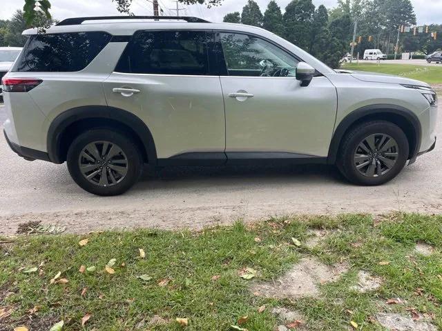 2024 Nissan Pathfinder SV FWD