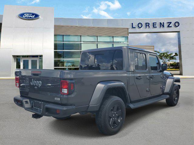 2022 Jeep Gladiator Overland