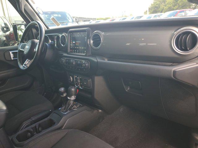2022 Jeep Gladiator Overland
