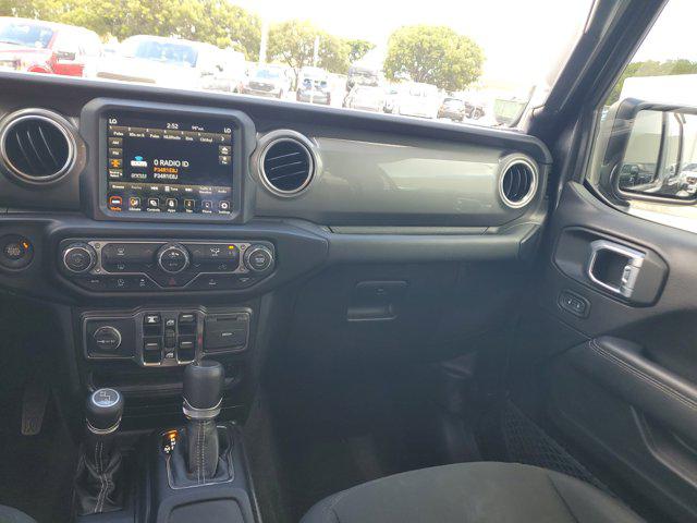 2022 Jeep Gladiator Overland