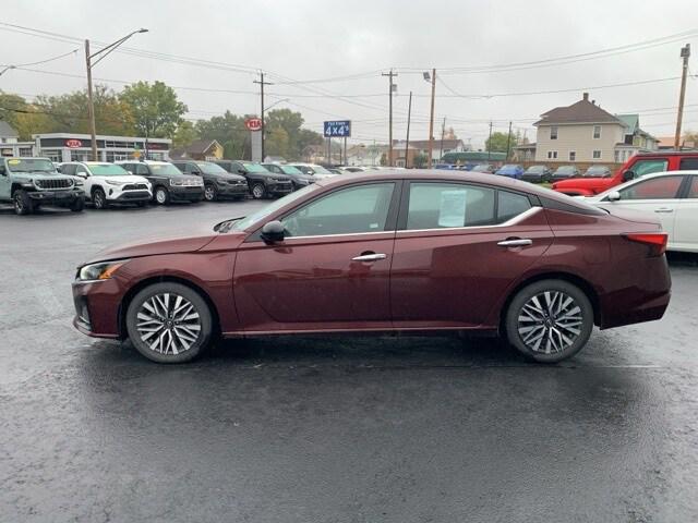 2024 Nissan Altima SV FWD