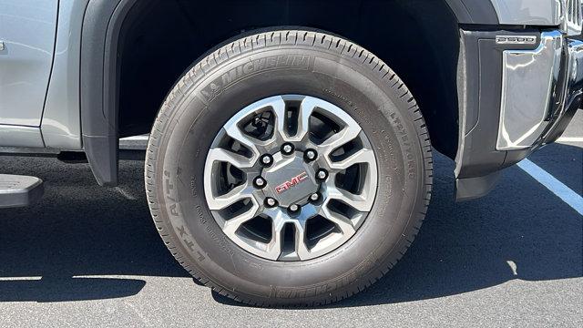 2024 GMC Sierra 2500HD 4WD Crew Cab Long Bed SLT