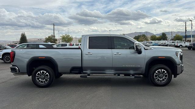 2024 GMC Sierra 2500HD 4WD Crew Cab Long Bed SLT