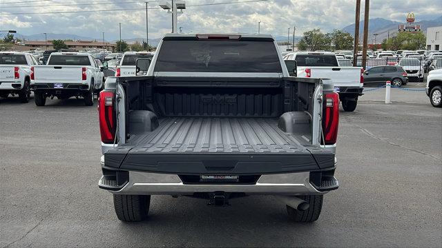 2024 GMC Sierra 2500HD 4WD Crew Cab Long Bed SLT