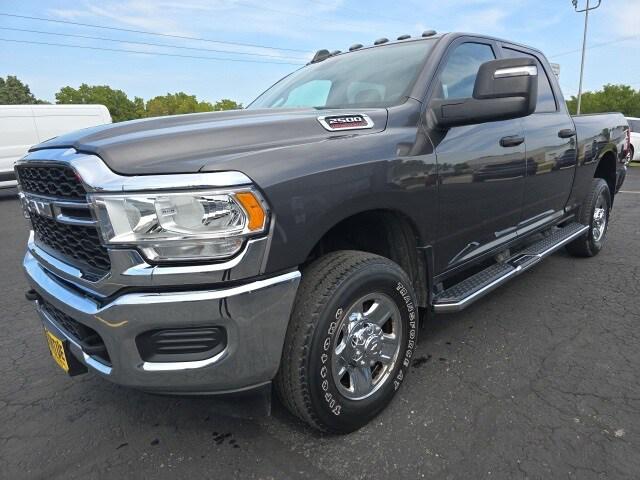 2023 RAM 2500 Tradesman Crew Cab 4x4 64 Box 2023 RAM 2500 Tradesman Crew Cab 4x4 64 Box